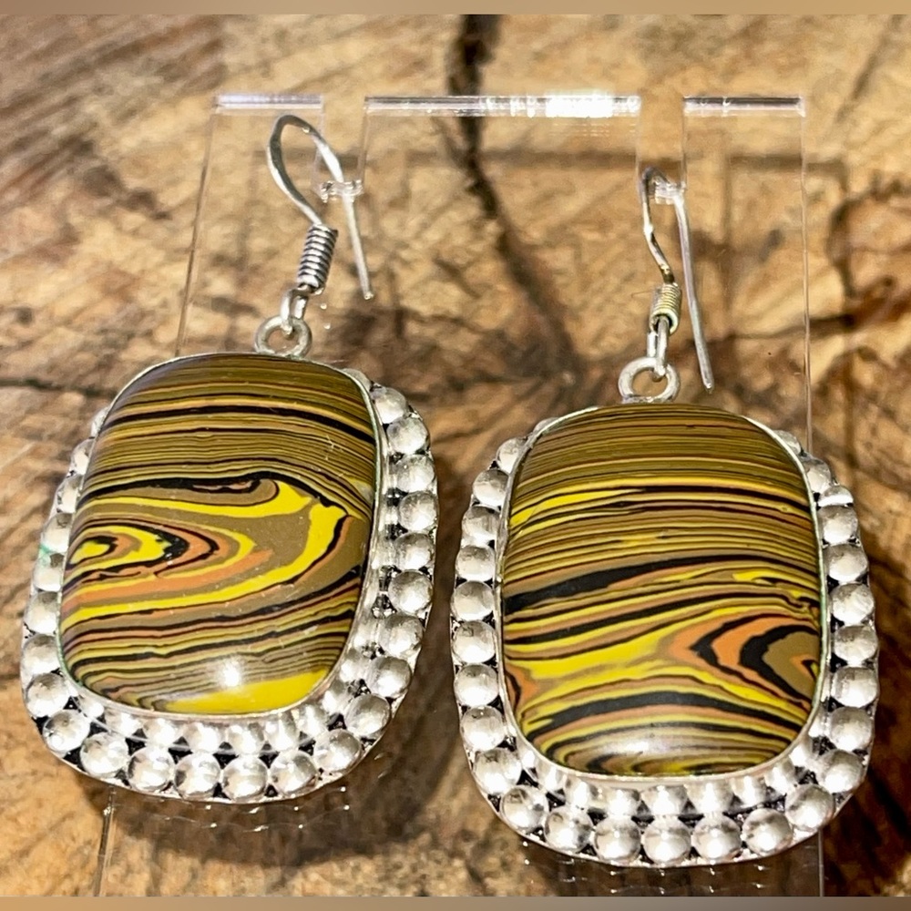 Thick Calsilica Earrings 2”